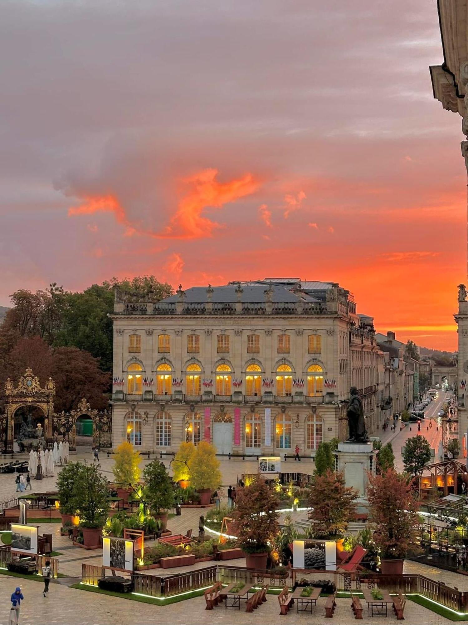 Petit Cocon Proche De Stanislas Nancy Bagian luar foto